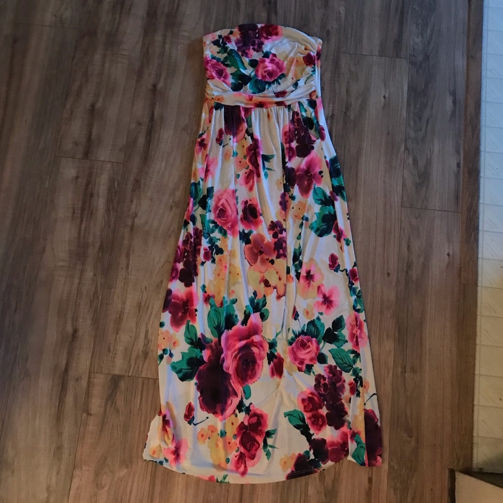 *2 for $15* Floral Strapless Maxi Dress w/ Pockets